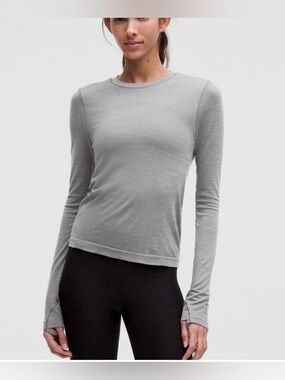 Lululemon women’s swiftly long sleeve hip length Marino wool shirt top grey L